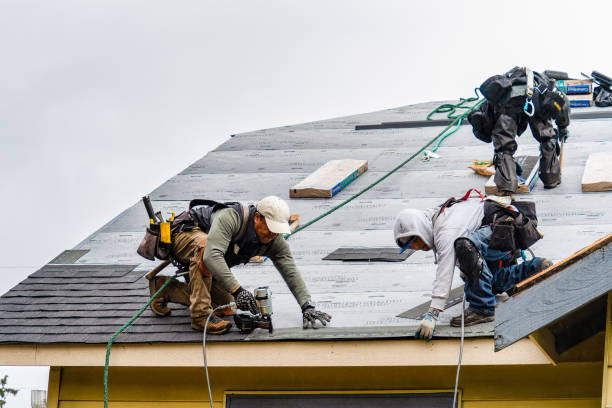 Professional Gutter Installation technician working in Martinsville, NJ